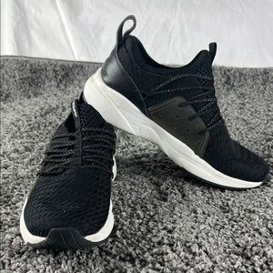 Skechers Black and White Women's Sneakers